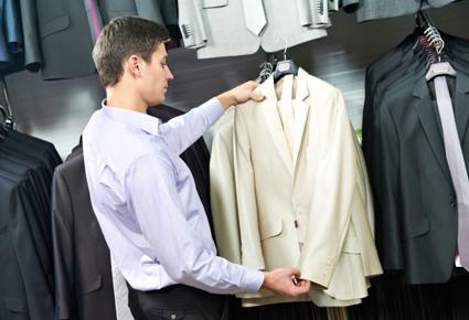 نصائح هامّة تضمن للعريس التألّق والراحة ليلة زفافه